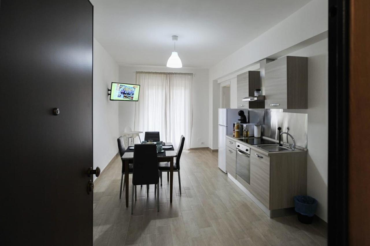 Rhome โรม ภายนอก รูปภาพ